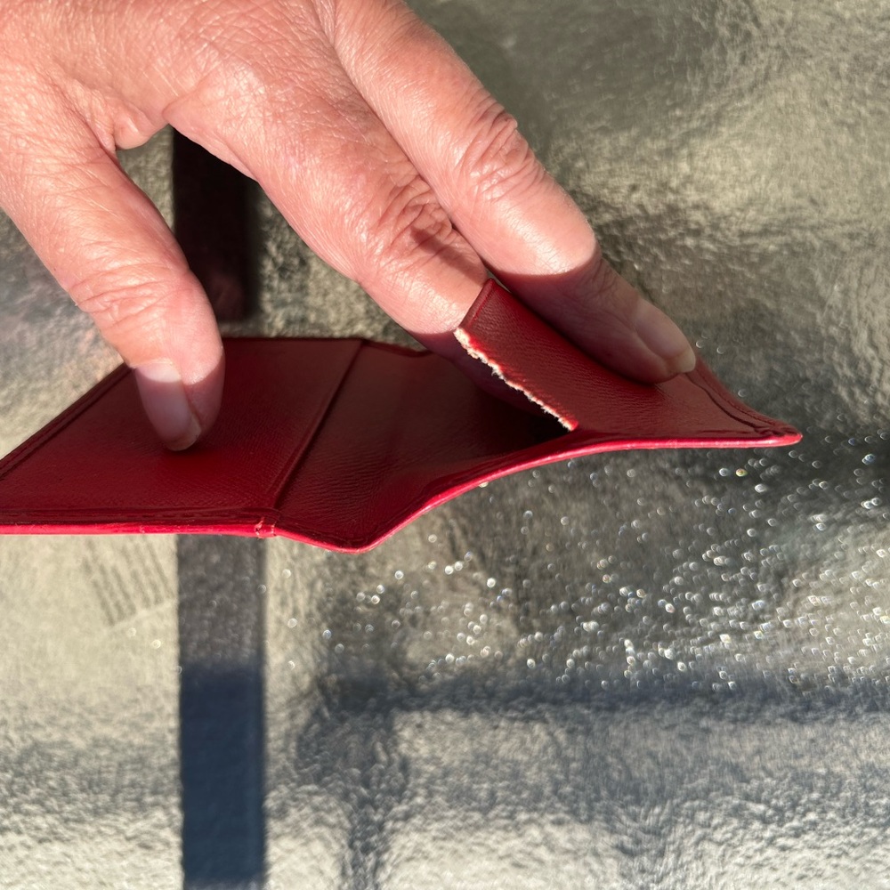 Pre loved LV red Epi card holder - Picture 7 of 7